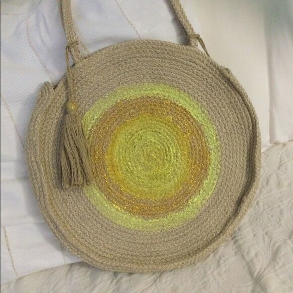 Woven circle round bag glitter glam 13” diameter - Picture 3 of 9